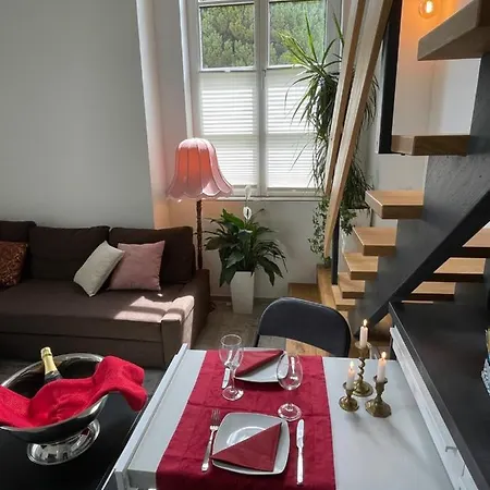 Klosterloft - Modernes Apartment In Historischer Klosteranlage Ravensburg Buitenkant foto